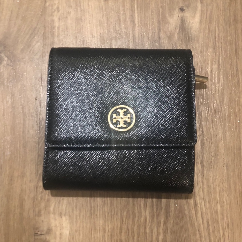 Tory Burch foldable wallet